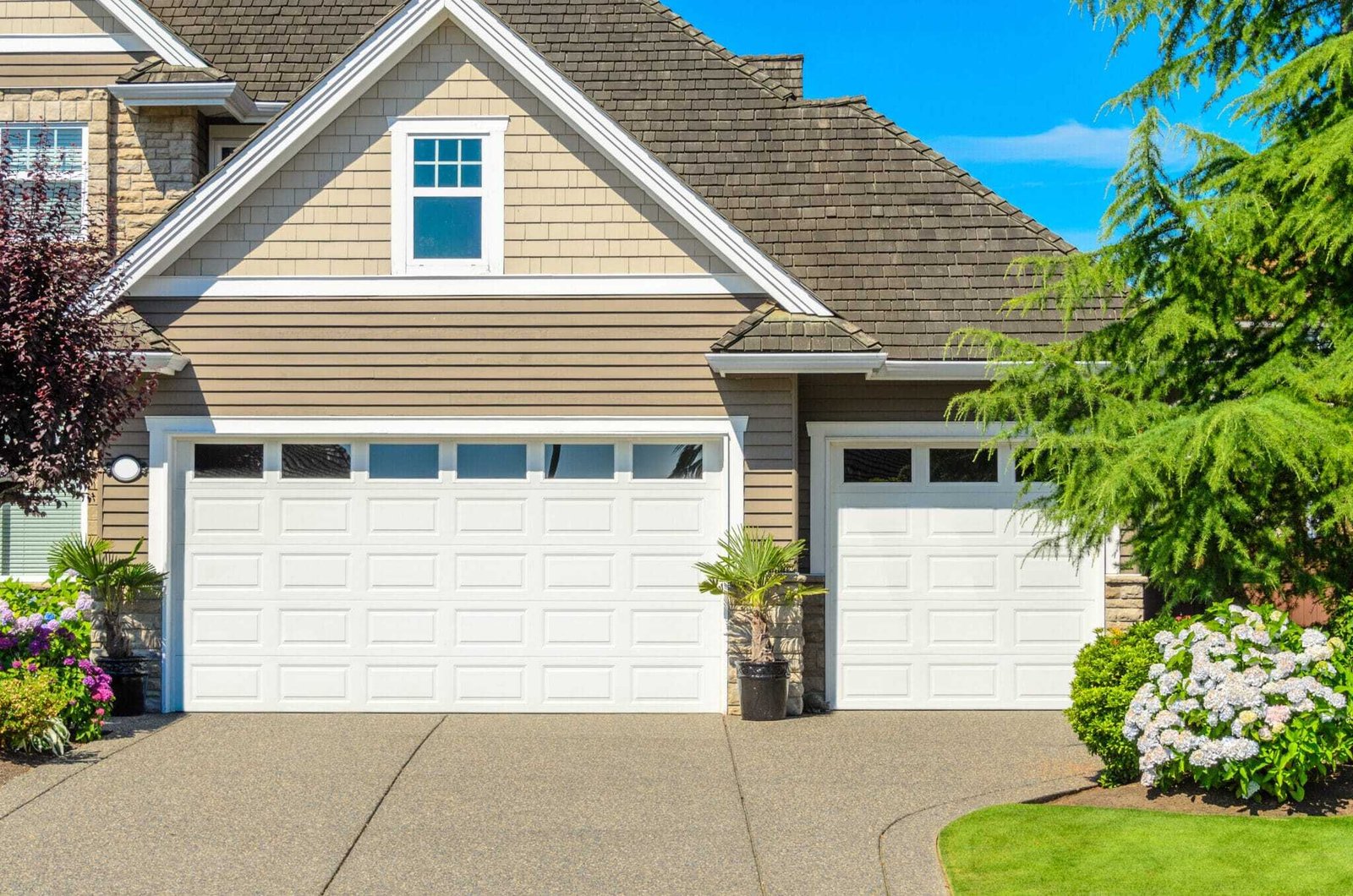 Residential & Commercial Garage Door Repair & Installation